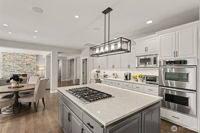21708 82nd Avenue SE, Woodinville, WA 98072