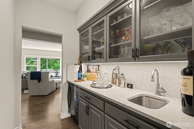 21708 82nd Avenue SE, Woodinville, WA 98072