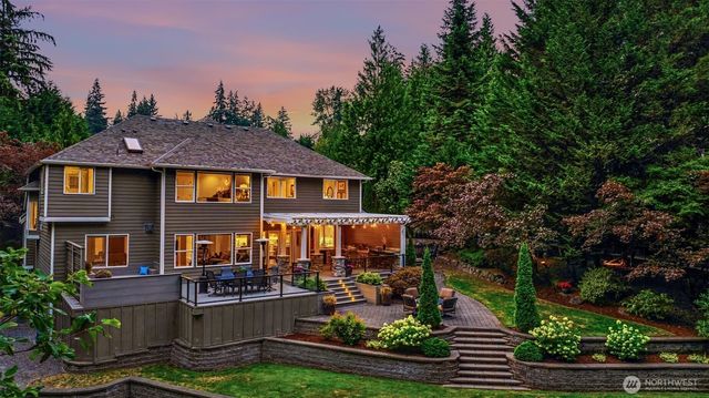 21708 82nd Avenue SE, Woodinville, WA 98072
