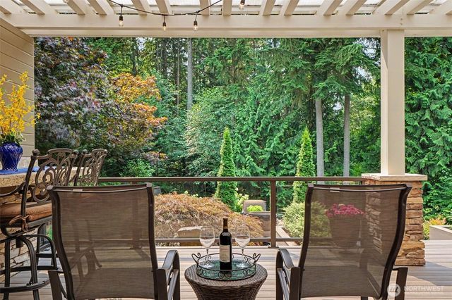 21708 82nd Avenue SE, Woodinville, WA 98072