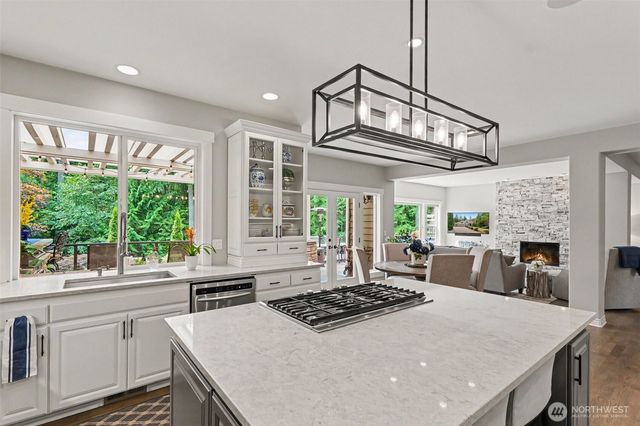 21708 82nd Avenue SE, Woodinville, WA 98072