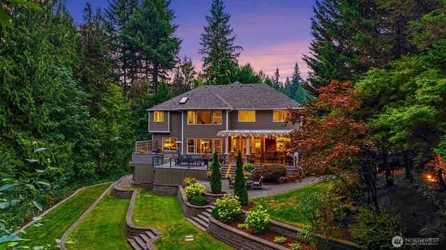 21708 82nd Avenue SE, Woodinville, WA 98072
