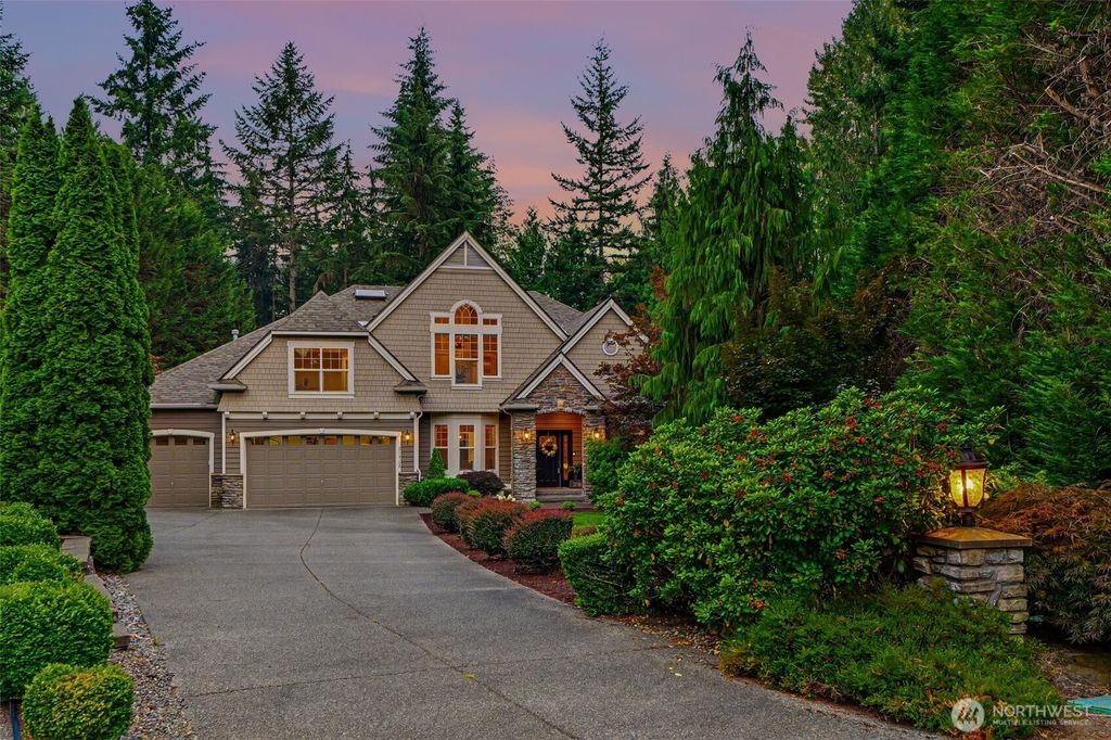 21708 82nd Avenue SE, Woodinville, WA 98072