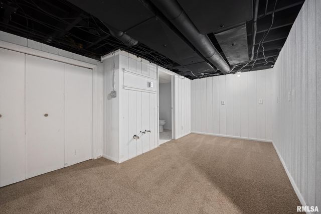 205 W GLEN Avenue, Peoria, IL 61614