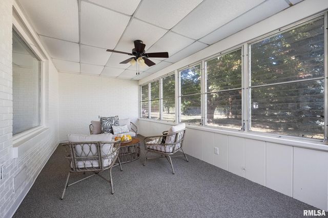 205 W GLEN Avenue, Peoria, IL 61614