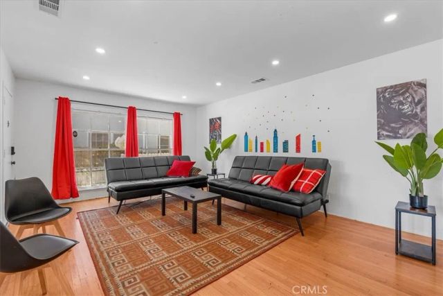 3633 Lime, Long Beach, CA 90807