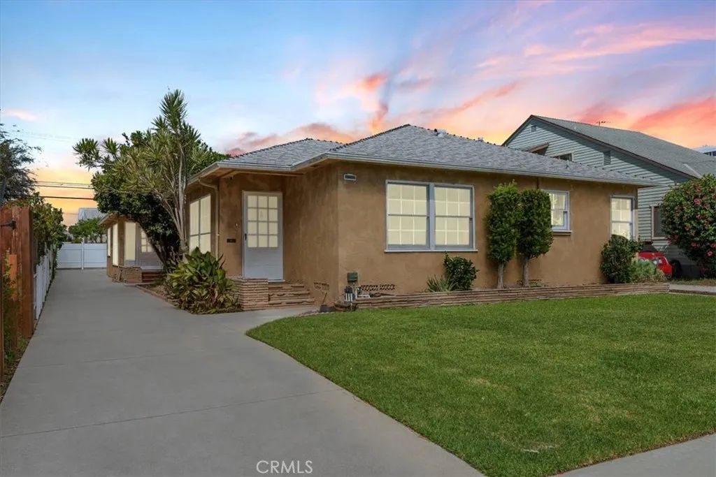3633 Lime, Long Beach, CA 90807