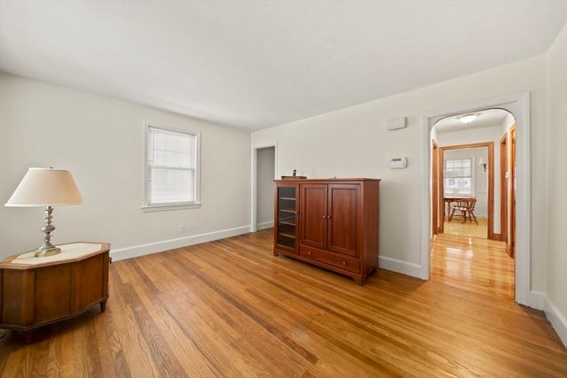 54 Safford St, Quincy, MA 02171