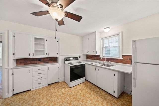 54 Safford St, Quincy, MA 02171