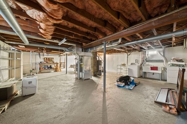 54 Safford St, Quincy, MA 02171