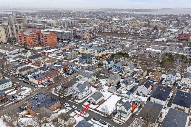 54 Safford St, Quincy, MA 02171