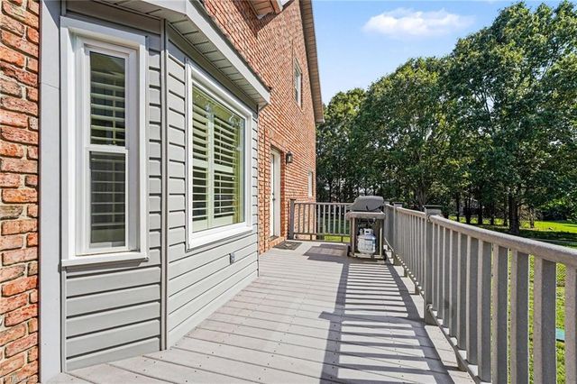 3190 Macbrandon Lane, Pfafftown, NC 27040