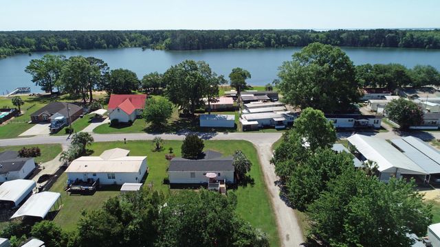1135 Ralph Bell Road, Summerton, SC 29148