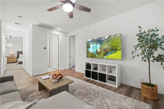 20629 W Chestnut Circle, Porter Ranch, CA 91326