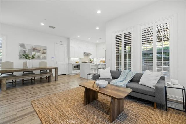 20629 W Chestnut Circle, Porter Ranch, CA 91326