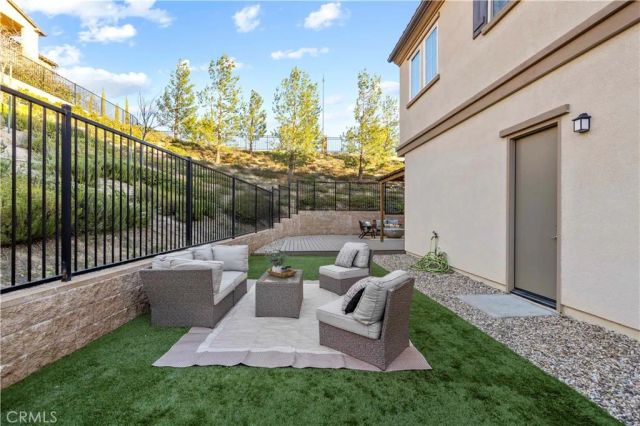 20629 W Chestnut Circle, Porter Ranch, CA 91326