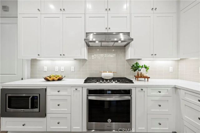 20629 W Chestnut Circle, Porter Ranch, CA 91326