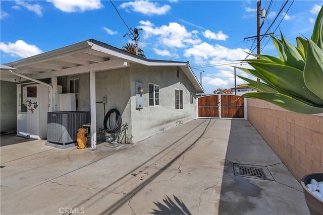 1414 W Shorb, Alhambra, CA 91803