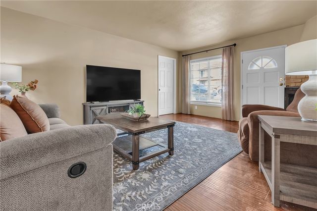 1414 W Shorb, Alhambra, CA 91803