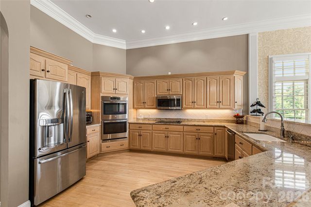 747 Shoreline Drive, Lancaster, SC 29720