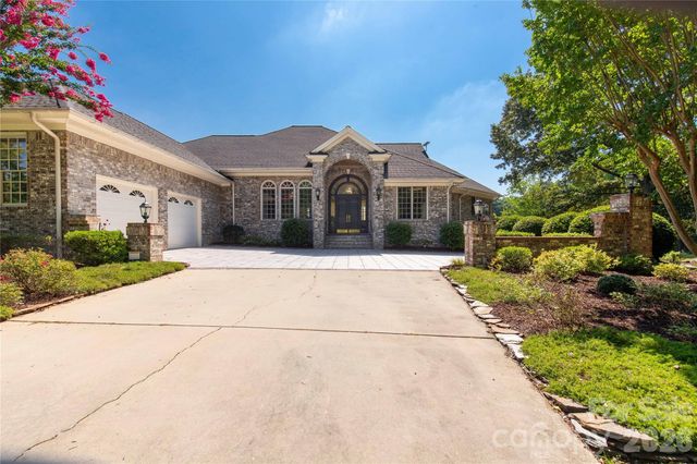 747 Shoreline Drive, Lancaster, SC 29720