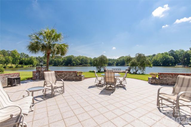 747 Shoreline Drive, Lancaster, SC 29720