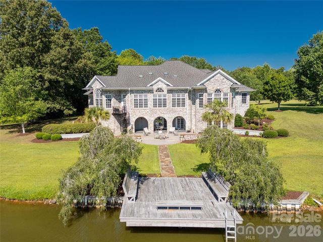 747 Shoreline Drive, Lancaster, SC 29720