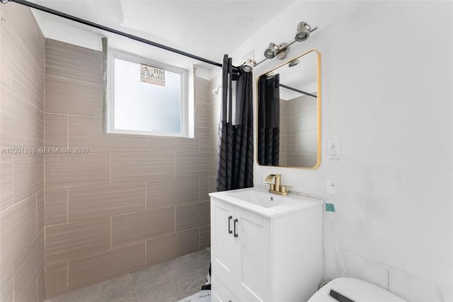 865 Collins Ave 307, Miami Beach, FL 33139