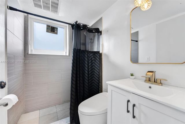 865 Collins Ave 307, Miami Beach, FL 33139