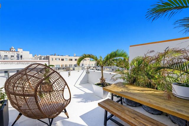 865 Collins Ave 307, Miami Beach, FL 33139