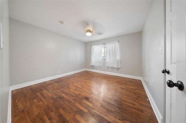 124 LAKE MOLLY AVENUE, Deland, FL 32724