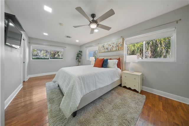 124 LAKE MOLLY AVENUE, Deland, FL 32724