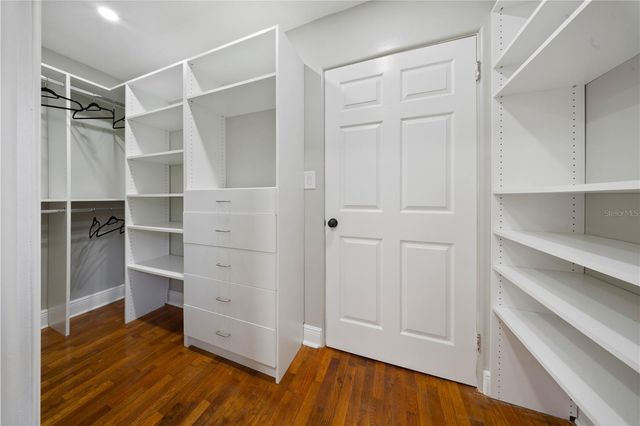 124 LAKE MOLLY AVENUE, Deland, FL 32724