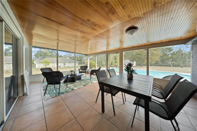 124 LAKE MOLLY AVENUE, Deland, FL 32724