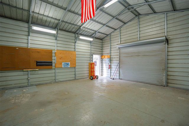 124 LAKE MOLLY AVENUE, Deland, FL 32724