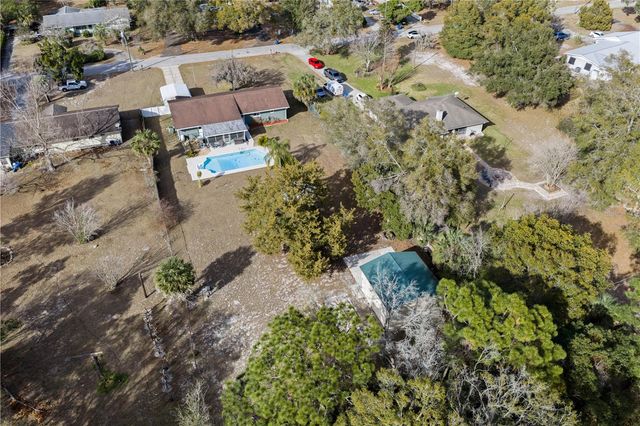 124 LAKE MOLLY AVENUE, Deland, FL 32724