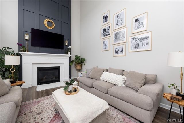 5489 Cooper Ridge, Hamburg, NY 14075