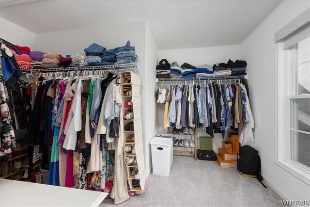 5489 Cooper Ridge, Hamburg, NY 14075