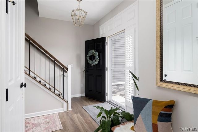 5489 Cooper Ridge, Hamburg, NY 14075