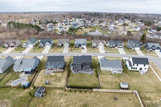 5489 Cooper Ridge, Hamburg, NY 14075