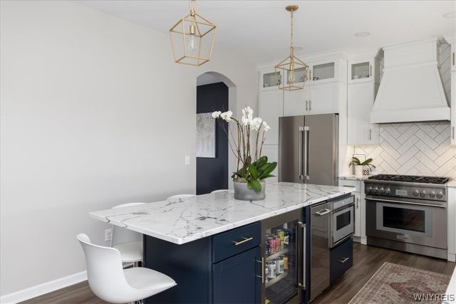 5489 Cooper Ridge, Hamburg, NY 14075