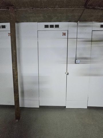 2455 Londin Lane E 117, Maplewood, MN 55119