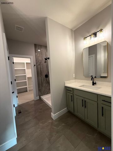 735 Regiment Road, Lincoln, NE 68527