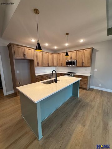 735 Regiment Road, Lincoln, NE 68527