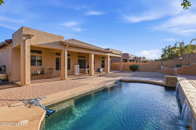 1220 W Calabria Court, Oro Valley, AZ 85755
