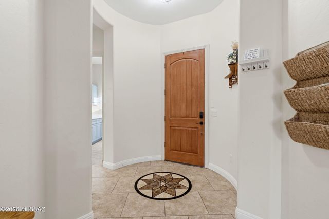 1220 W Calabria Court, Oro Valley, AZ 85755