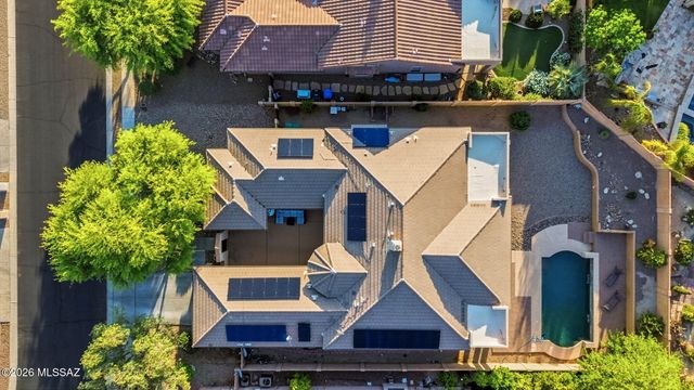 1220 W Calabria Court, Oro Valley, AZ 85755