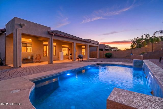 1220 W Calabria Court, Oro Valley, AZ 85755