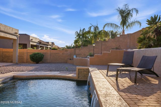 1220 W Calabria Court, Oro Valley, AZ 85755