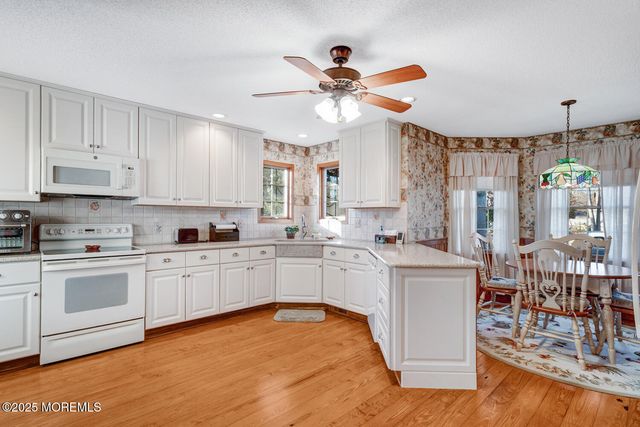 104 3rd Avenue, Tuckerton, NJ 08087